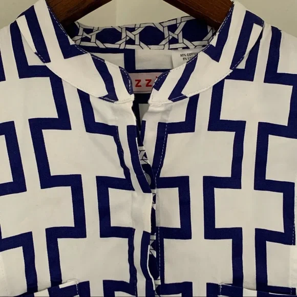 Tizzie Geometrical Print Button Down Top - Picture 3 of 10